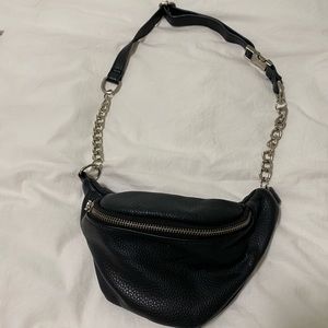 Cross body chain Fanny pack